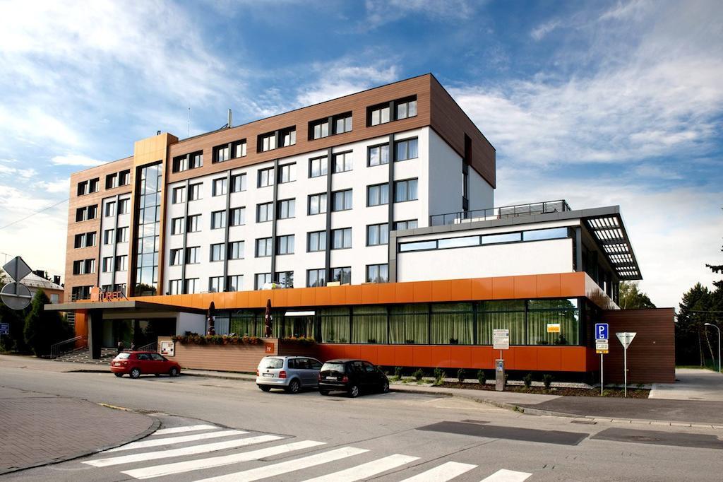Hotel Turiec Martin Bagian luar foto